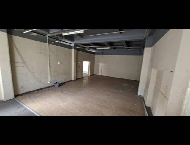 850M² WAREHOUSE TO LET IN MORNINGSIDE